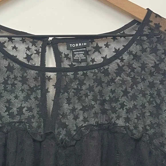 Torrid women's star print long line mesh grunge blouse top sz 2 - Picture 6 of 8
